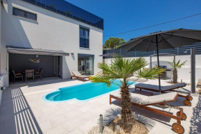 Modern Holiday House Jadranka With Pool - Happy Rentals